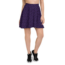 Load image into Gallery viewer, Playful Black Cats Skater Skirt Purple