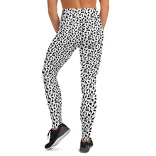 Load image into Gallery viewer, Playful Black Cats Leggings White