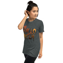 Load image into Gallery viewer, HalloQueen T-Shirt