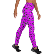 Load image into Gallery viewer, Bats &amp; Flowers Yoga Leggings Pink
